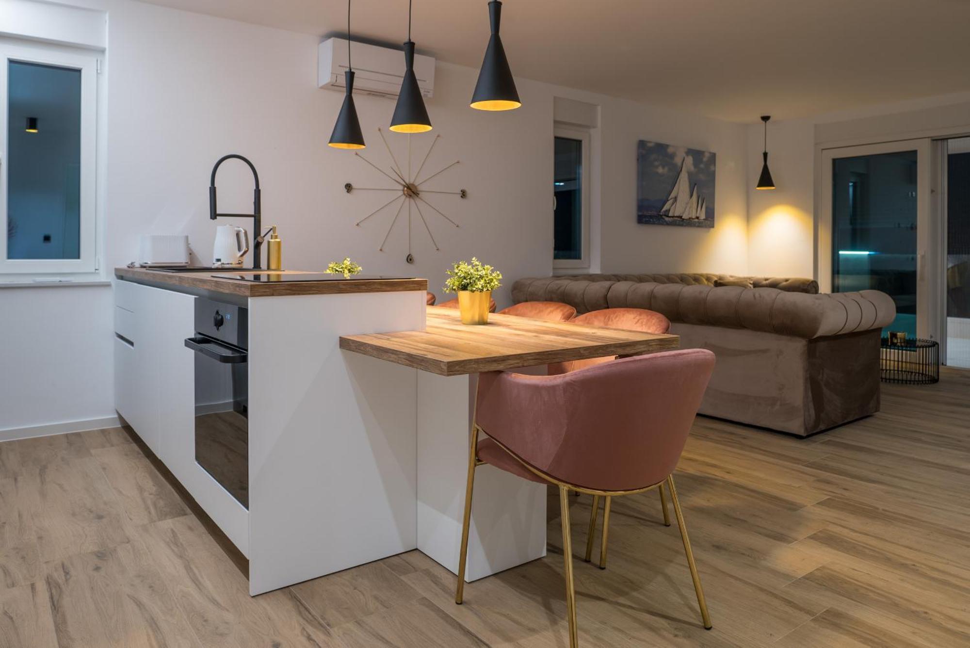 Apartment Zitab Luxury *